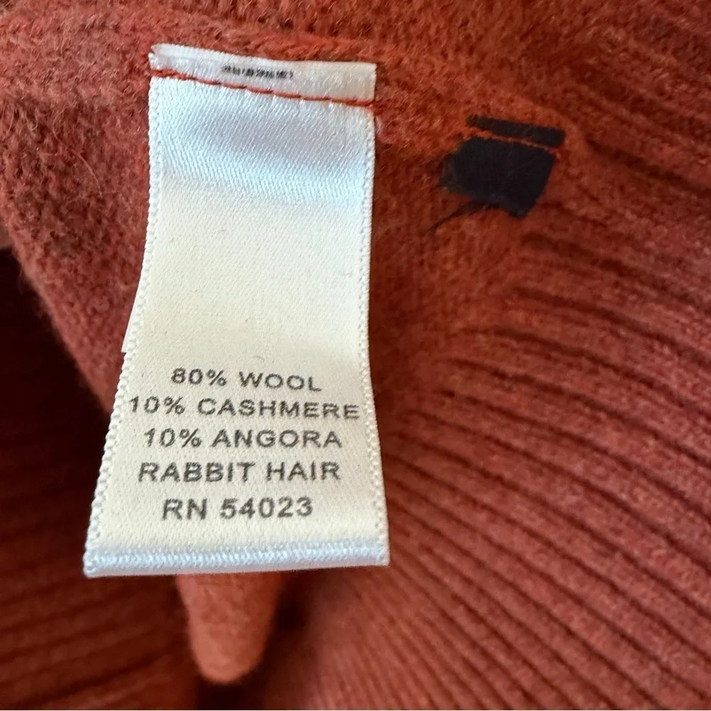 Banana Republic Men's Terracotta Rust Crewneck Sweater Luxury Winter Blend